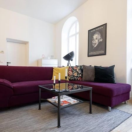 Charming & Authentic Vienna Flat - Central Located Leilighet Eksteriør bilde