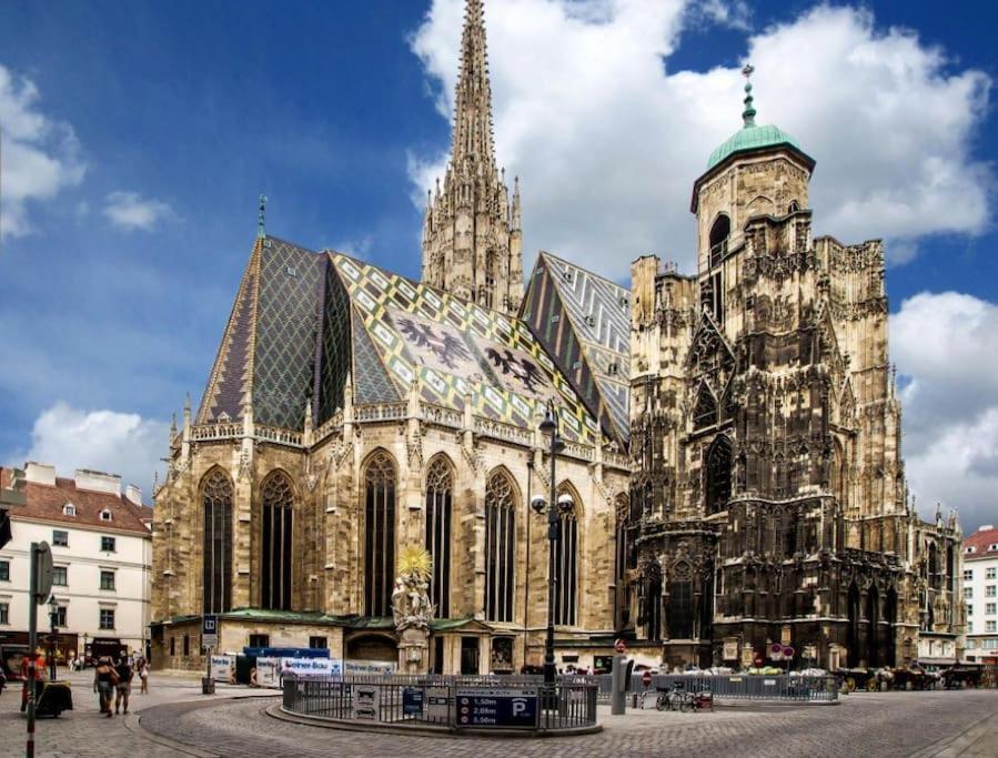 Charming & Authentic Vienna Flat - Central Located Leilighet Eksteriør bilde