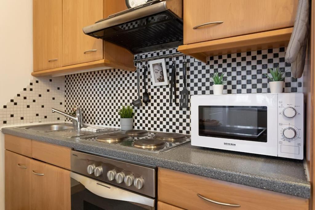 Charming & Authentic Vienna Flat - Central Located Leilighet Eksteriør bilde